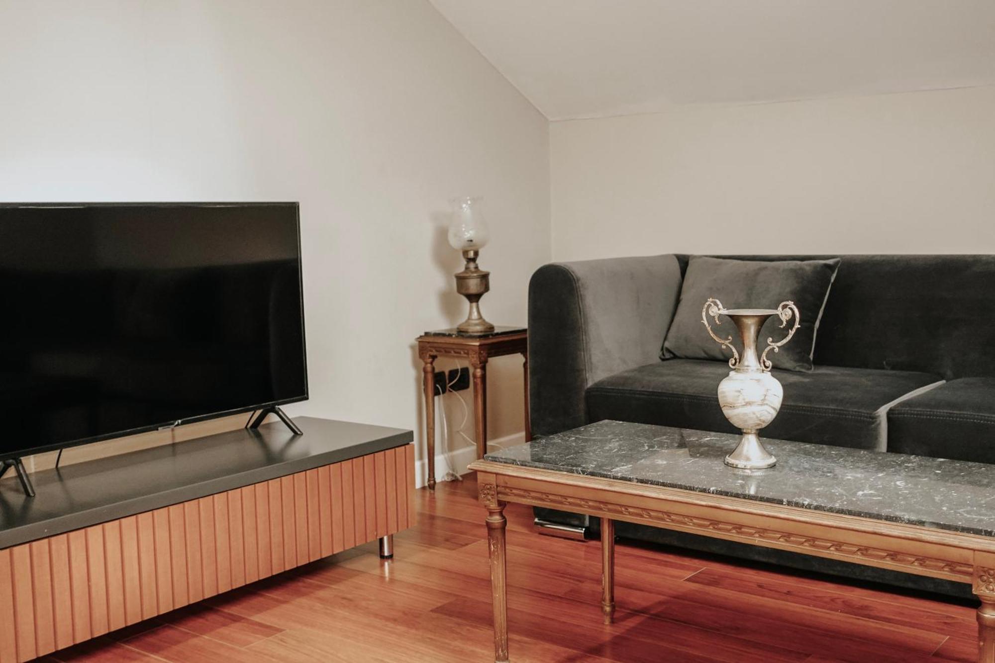 Residenza Monun Boutique Hotel Tirana Zewnętrze zdjęcie